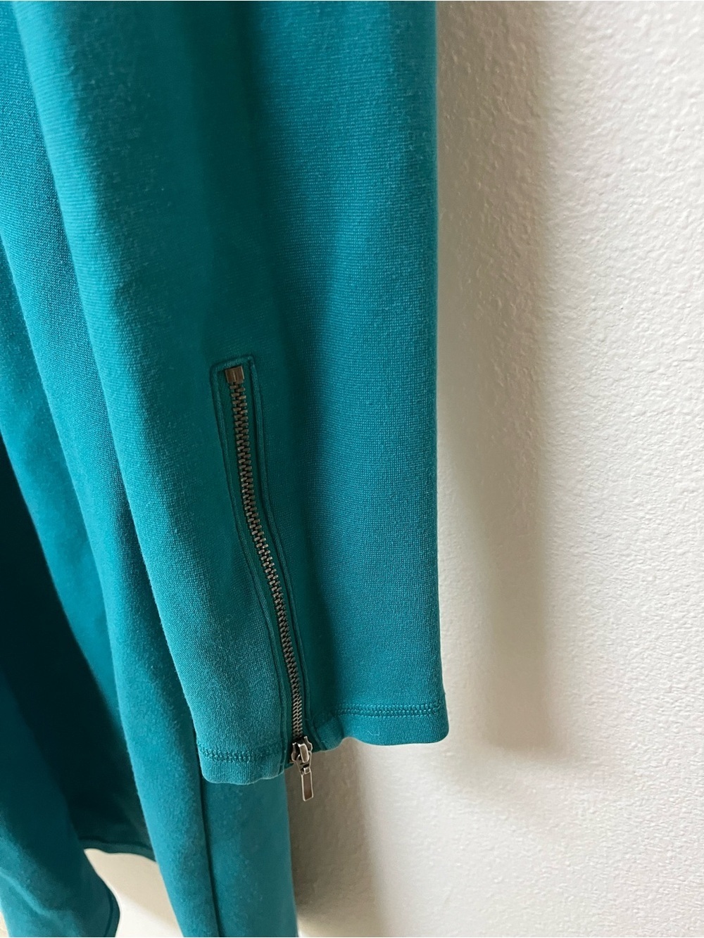 Athleta Teal V-Neck Dress women’s size MT - Picture 4 of 4